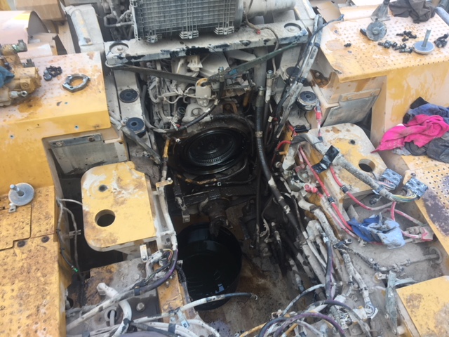 Transmission Removal on CAT 950K